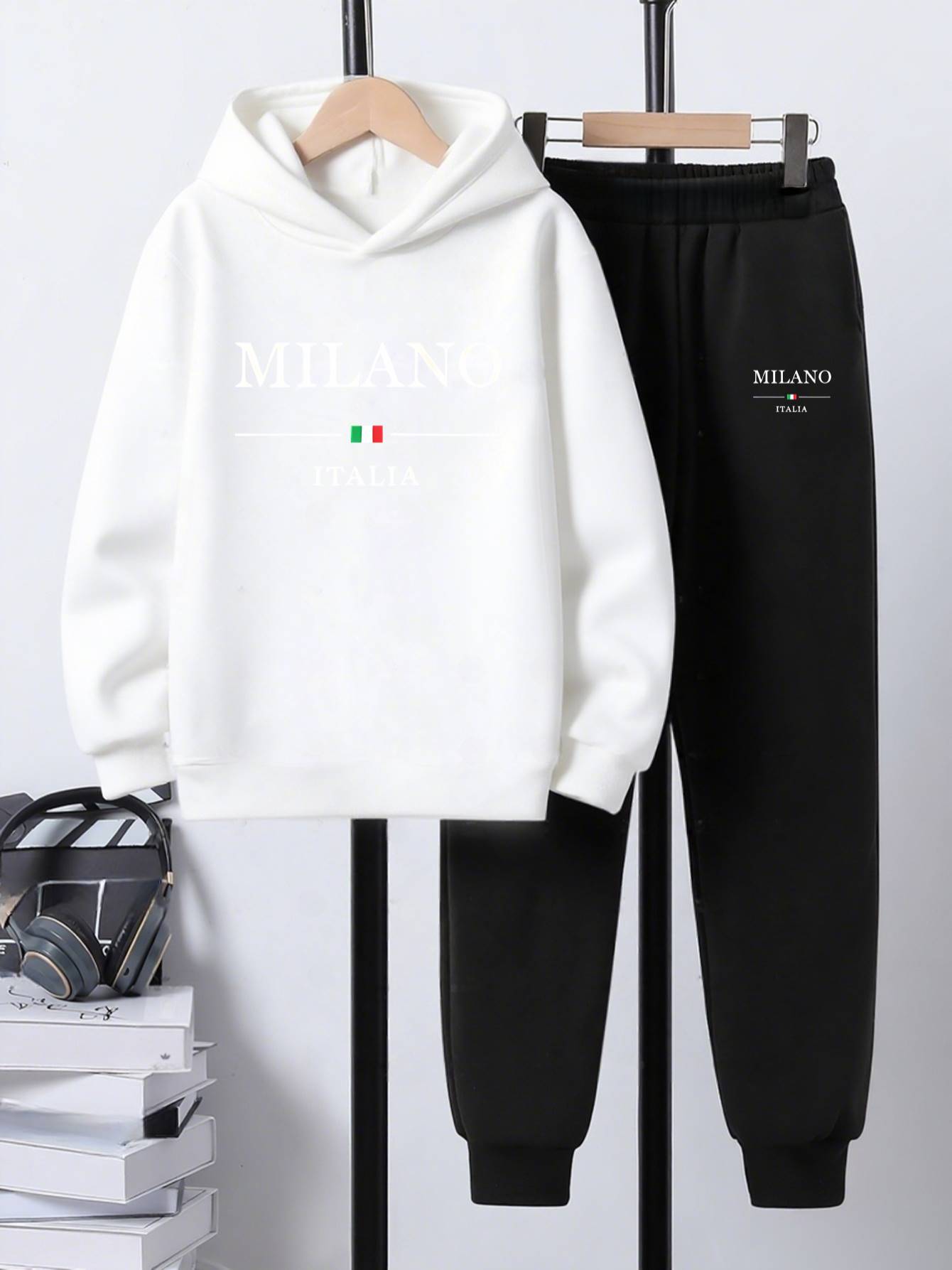 Holiday Special Back-to-School - огляд і ціна Streetwear Girl Brand