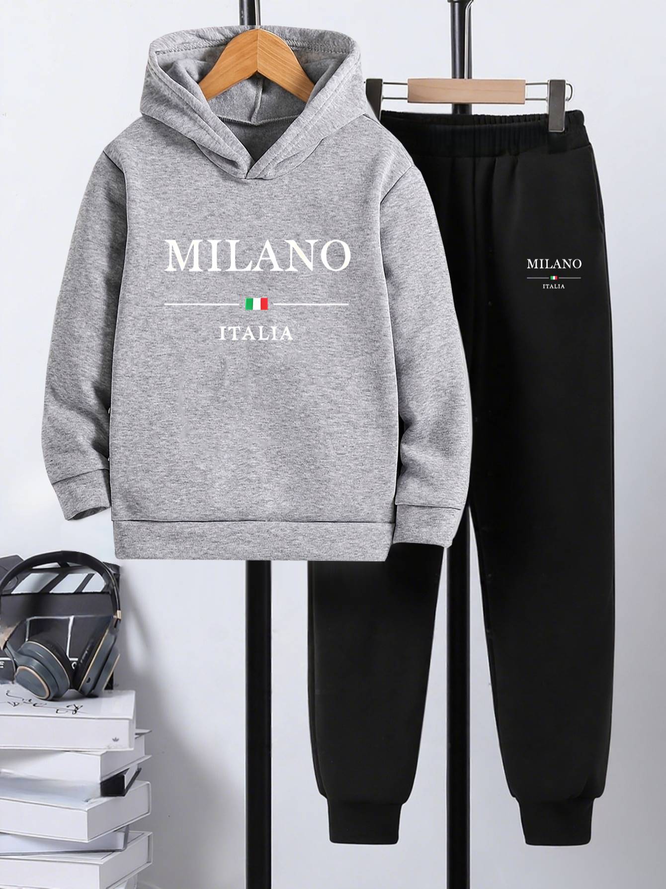 Holiday Special Back-to-School - огляд і ціна Streetwear Girl Brand