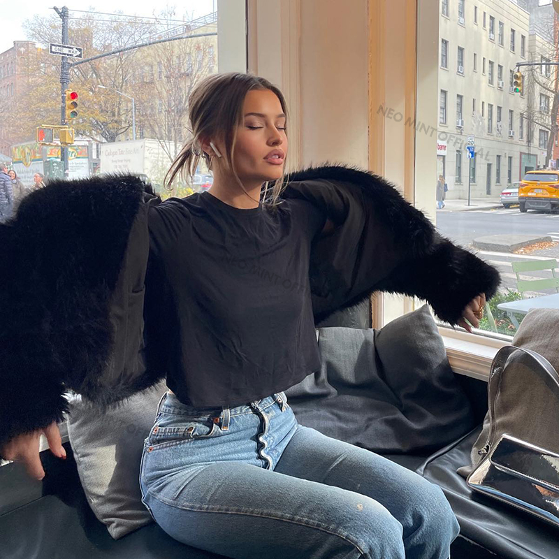Neo Mint Street Fashion Shawl  - огляд і ціна Streetwear Girl Brand