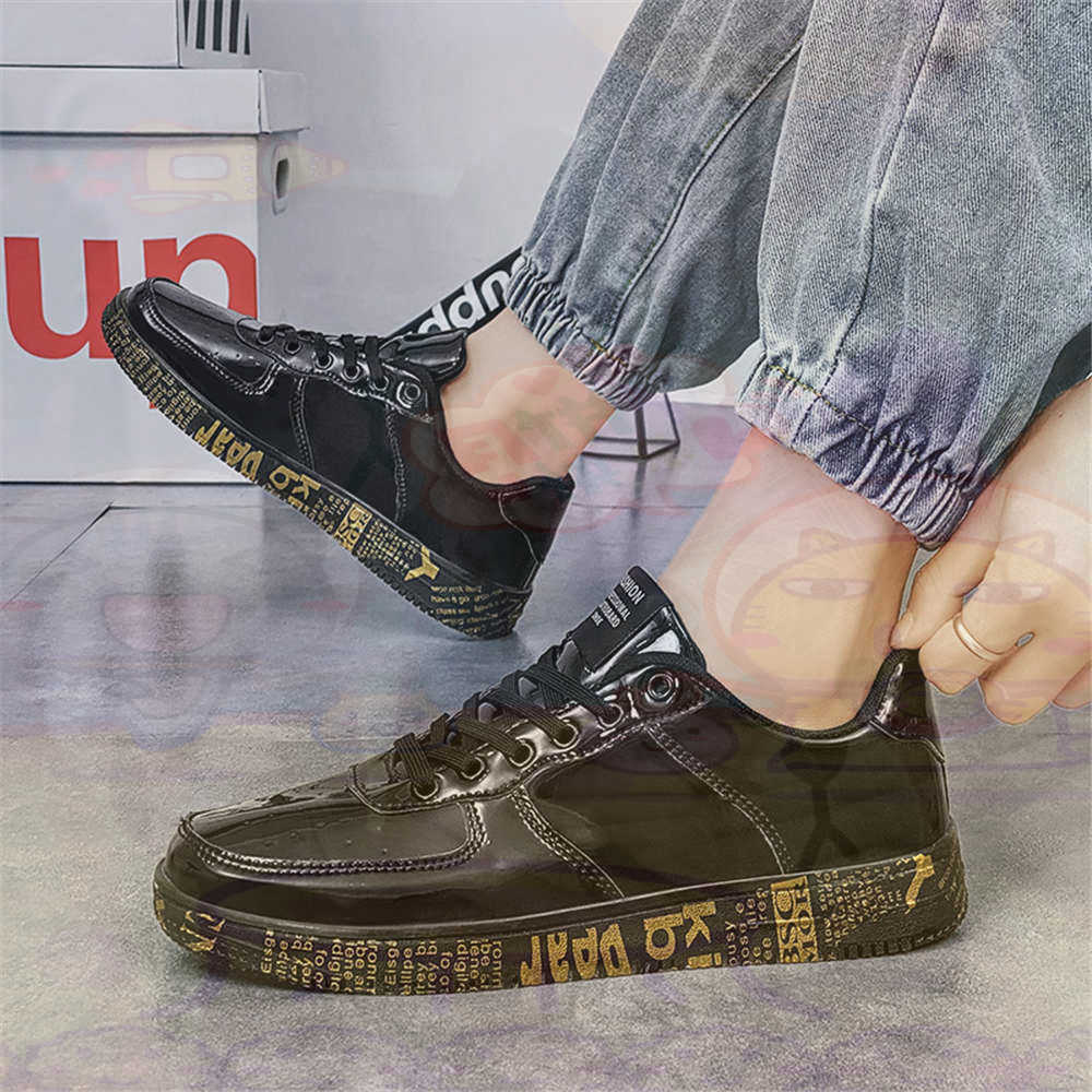 Round Foot Size 45 Sneakers Wh - огляд і ціна Streetwear Brands In Uk